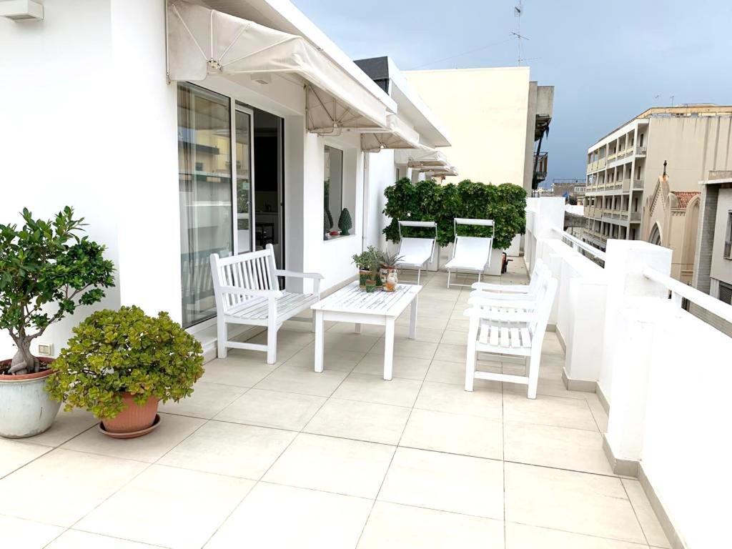 Siracusa Luxury Apartment Реджо-ди-Калабрия Экстерьер фото
